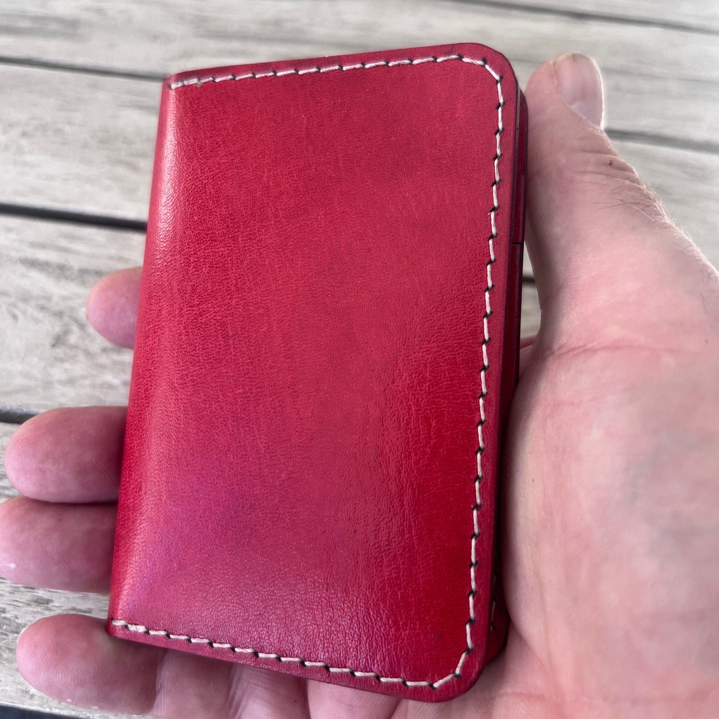 Kangaroo Vertical Card Wallet Rose