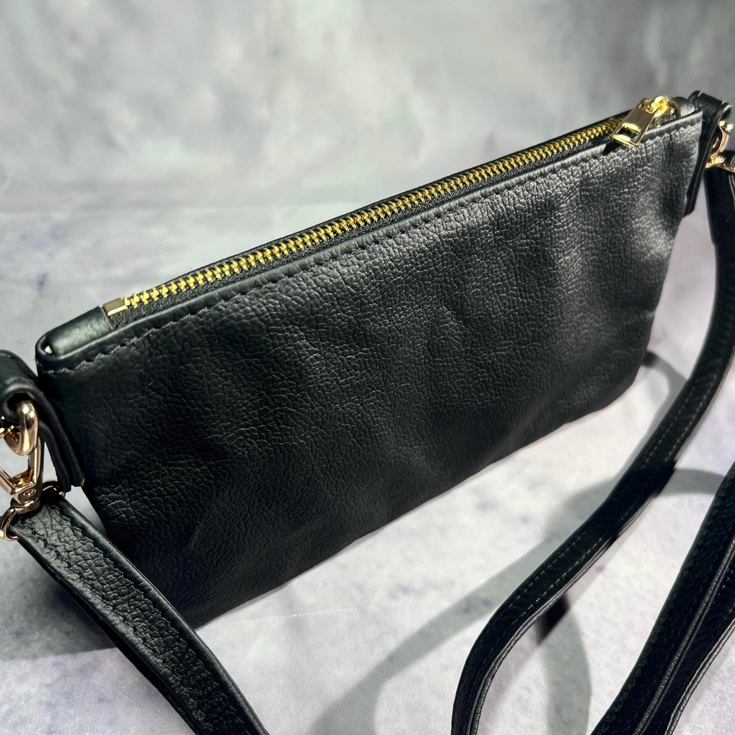 Giglio Crossbody Bag